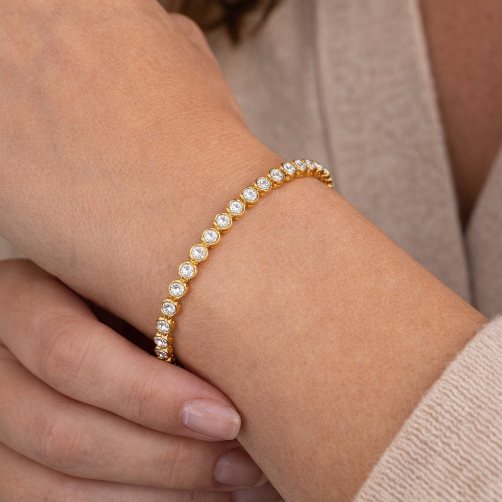 Tennis Bracelet with Zircon in Gold Plated Sterling Silver - 7 inches