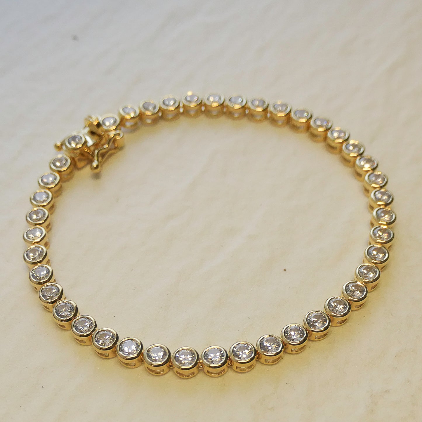 Tennis Bracelet with Zircon in Gold Plated Sterling Silver - 7 inches