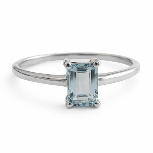Aquamarine Baguette 14kt White Gold Ring - Size 7